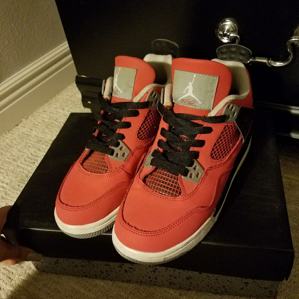 Jordan Retro 4 Toros